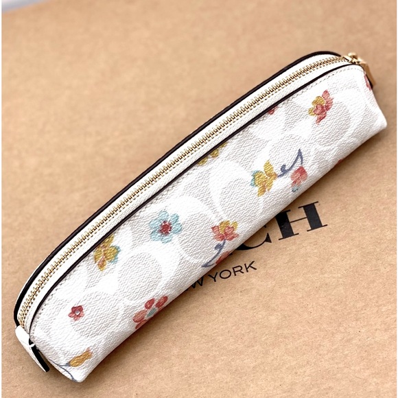 COACH PENCIL COSMETIC CASE IN SIGNATURE CANVAS WITH MYSTICAL FLORAL PRINT - Picture 8 of 8